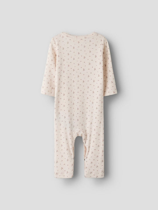 Lil' Atelier Baby GAGO LS NIGHTSUIT - Almost Mauve | FLOWERS | Torgunns Barneklær AS