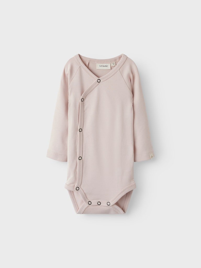 Lil' Atelier Baby GAYO LS SLIM WRAP BODY - Peach Whip | Torgunns Barneklær AS