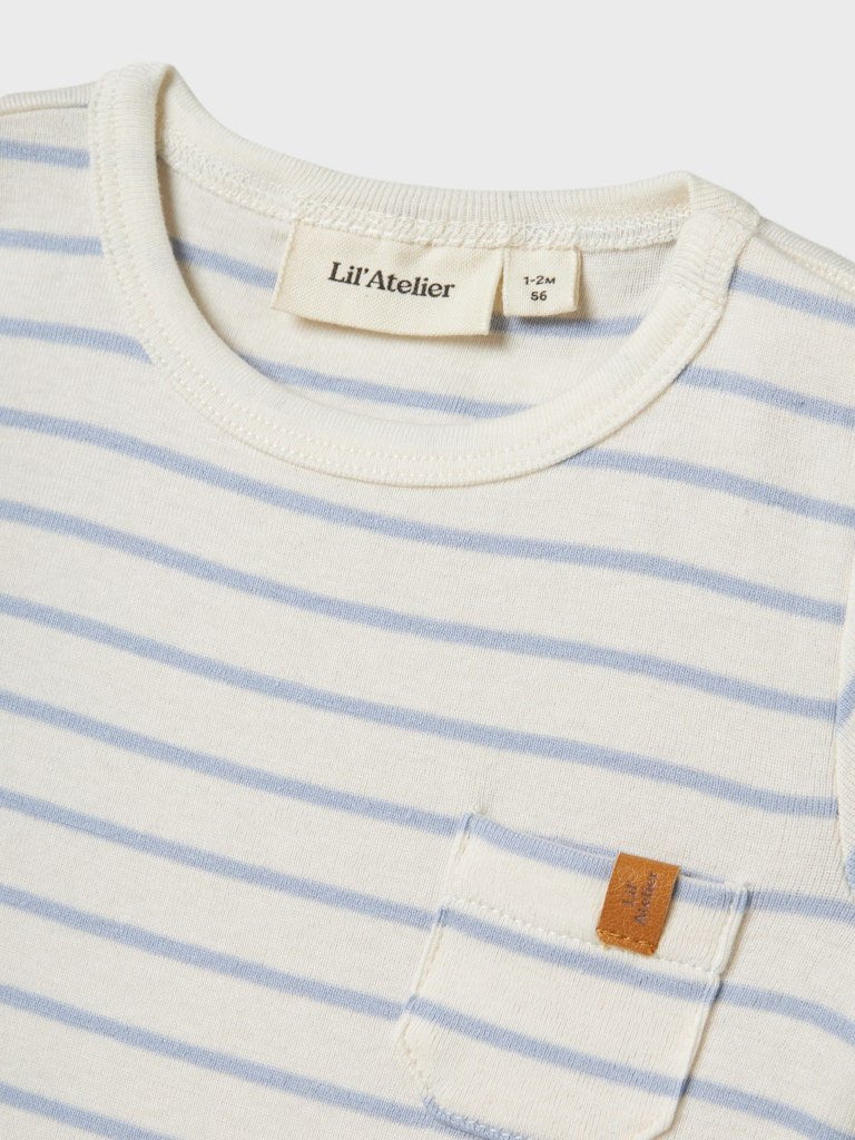 Lil' Atelier Baby GEO ARI SS LOOSE SUIT - Zen Blue | Torgunns Barneklær AS