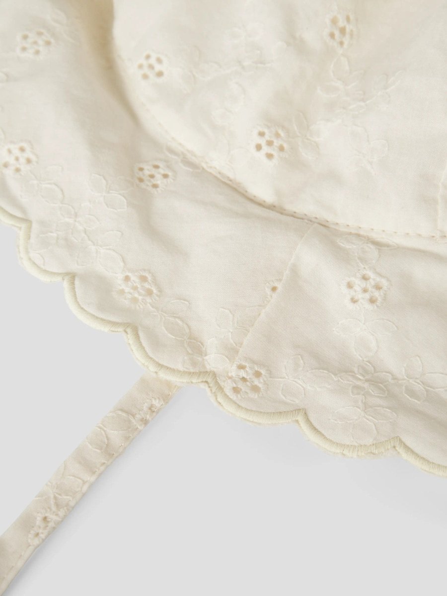 Lil Atelier Baby HOSA solhatt - Coconut Milk | Torgunns Barneklær AS