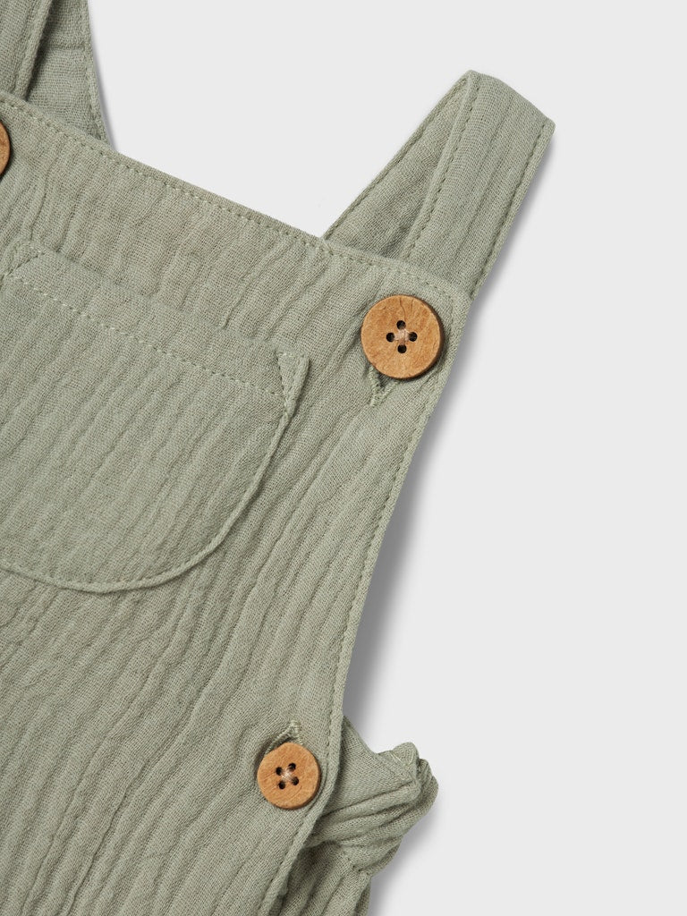 Lil' Atelier Baby JANU LOOSE ROMBER - Seagrass | Torgunns Barneklær AS