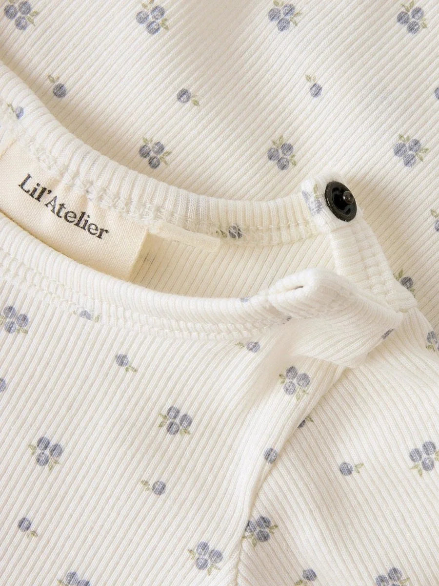 Lil Atelier Baby LAGO MIO SLIM body - Coconut Milk | Blueberry | Torgunns Barneklær AS