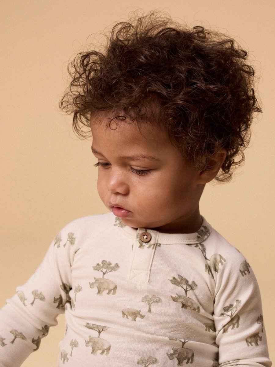 Lil' Atelier Baby Layo Ls Slim Body - Coconut Milk Rhino | Torgunns Barneklær AS