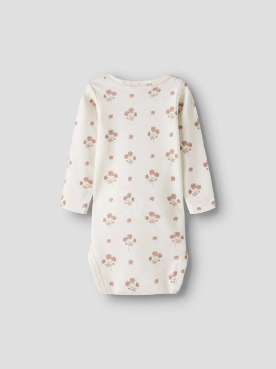 Lil' Atelier Baby LAYO SIG LS SLIM BODY - Coconut Milk | FLOWER PINK | Torgunns Barneklær AS