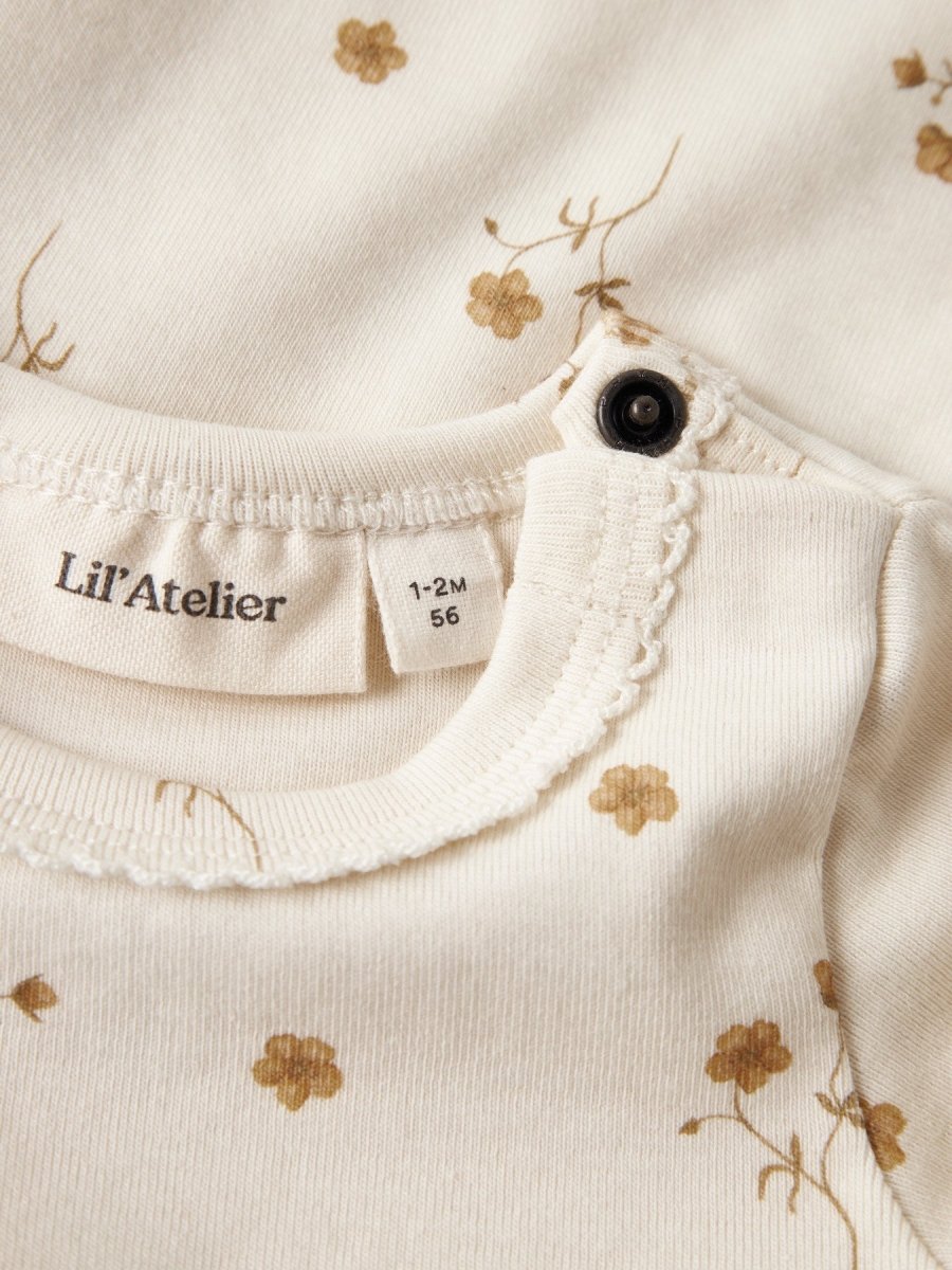 Lil' Atelier Baby LAYO SIG LS SLIM BODY - Coconut Milk | FLOWER YELLOW | Torgunns Barneklær AS