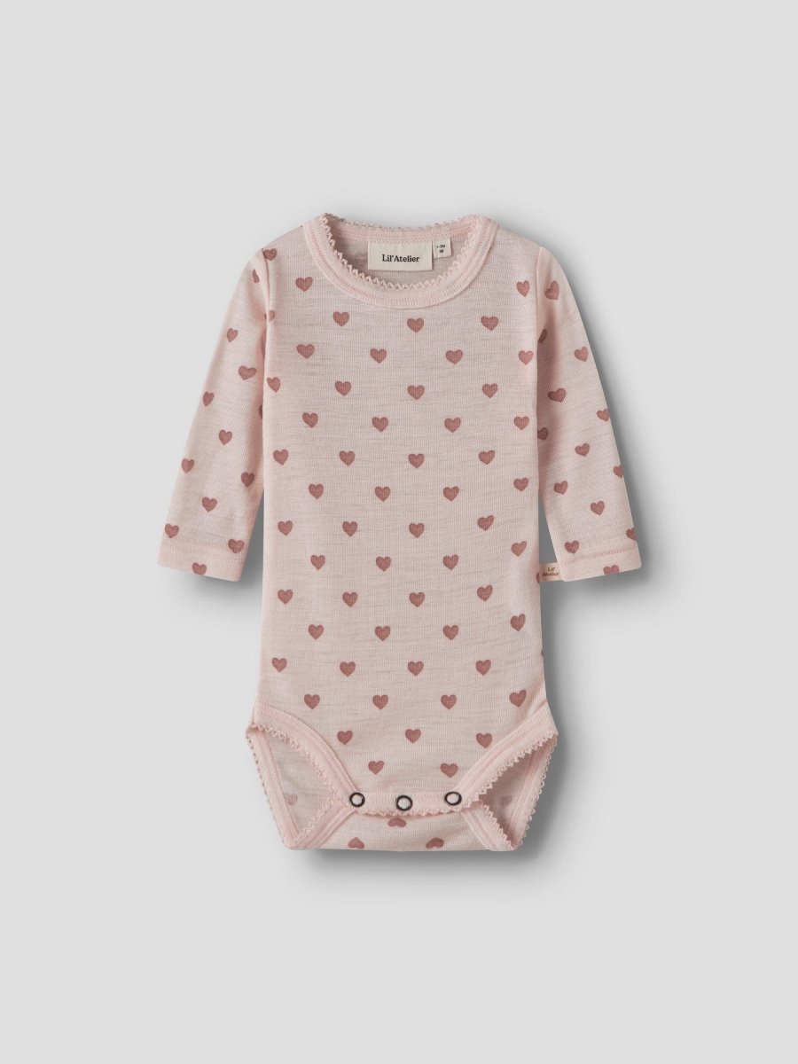 Lil Atelier Baby NOEL NIA Ullbody - Morganite | Heart | Torgunns Barneklær AS
