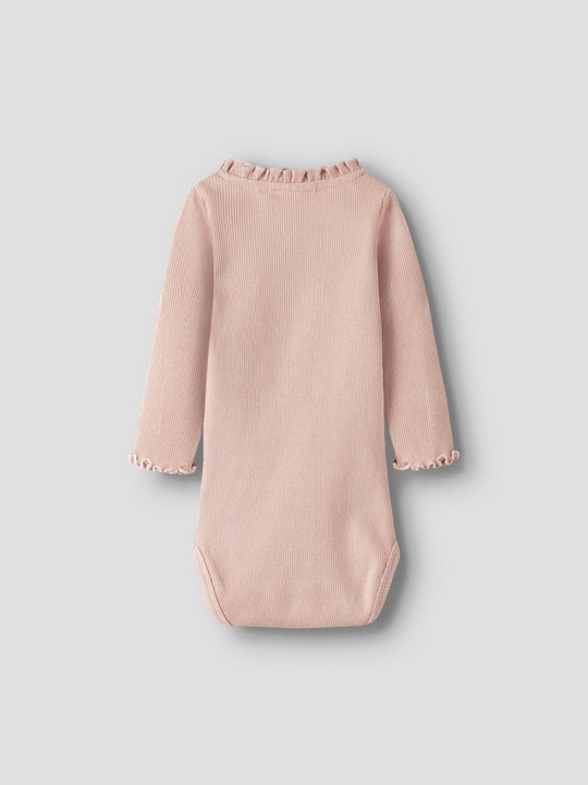 Lil' Atelier Baby NORA LS SLIM BODY - Cameo Rose | Torgunns Barneklær AS