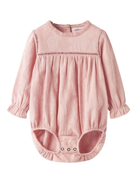 Lil' Atelier Baby OFIRA LS LOOSE SHIRT BODY - Cameo Rose | Torgunns Barneklær AS