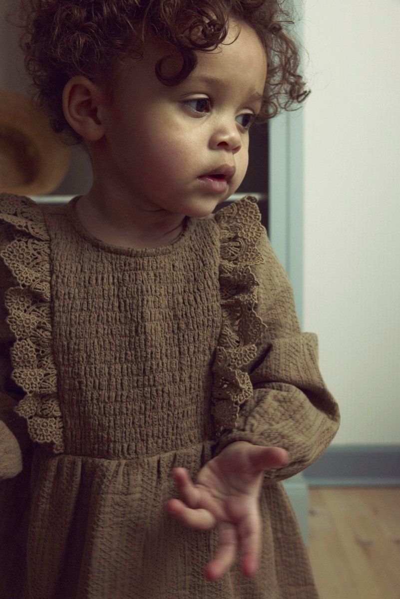 Lil' Atelier Baby ROSITA LIU LS BODY DRESS - Sepia Tint | Torgunns Barneklær AS