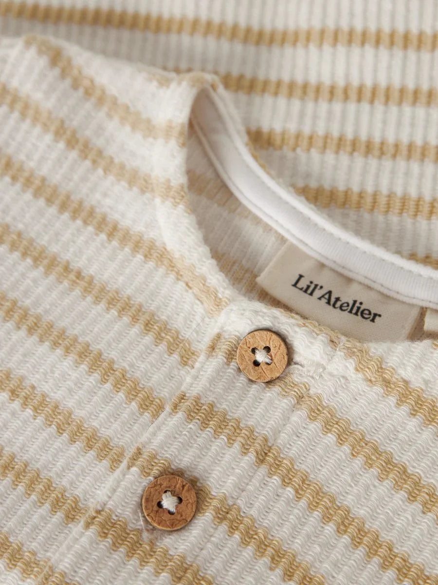 Lil Atelier Baby TADEO LOOSE romper - Coconut Milk | Mojave Desert | Torgunns Barneklær AS