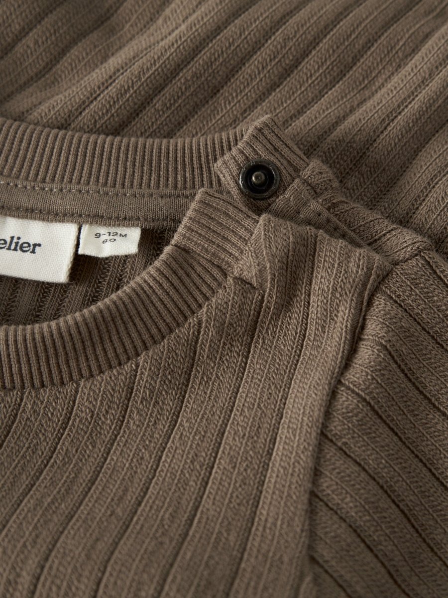 Lil' Atelier Baby TAO LS SLIM BODY - Shitake | Torgunns Barneklær AS