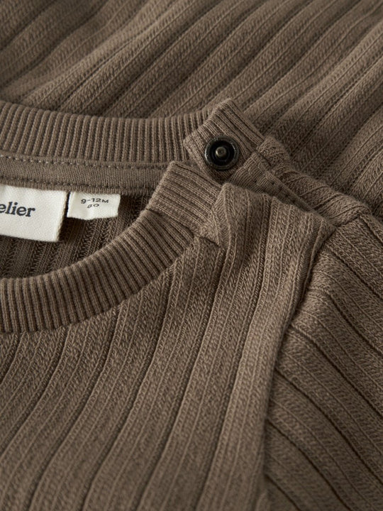 Lil' Atelier Baby TAO LS SLIM BODY - Shitake | Torgunns Barneklær AS