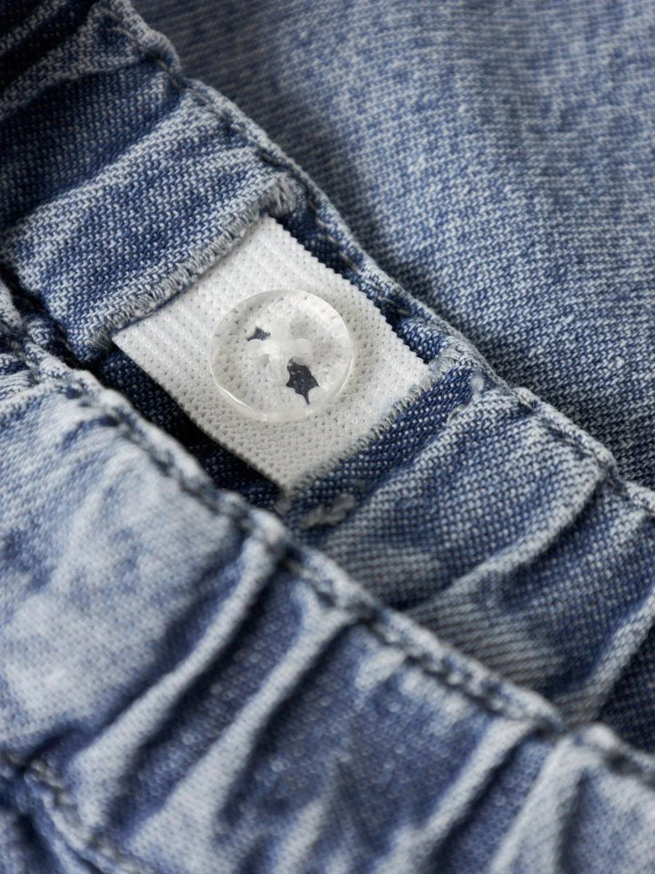 Blå denim bukse med elastisk liv og knapp, myk barneklær for spedbarn og småbarn
