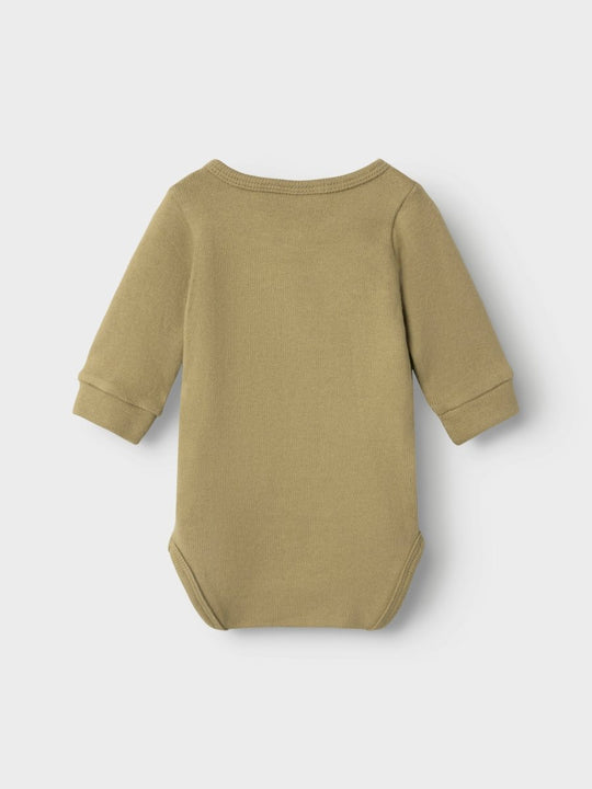 Lil' Atelier Baby THORO HIM LS SLIM BODY - Petrified Oak | Torgunns Barneklær AS