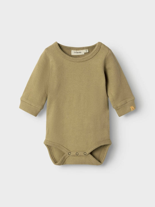 Lil' Atelier Baby THORO HIM LS SLIM BODY - Petrified Oak | Torgunns Barneklær AS