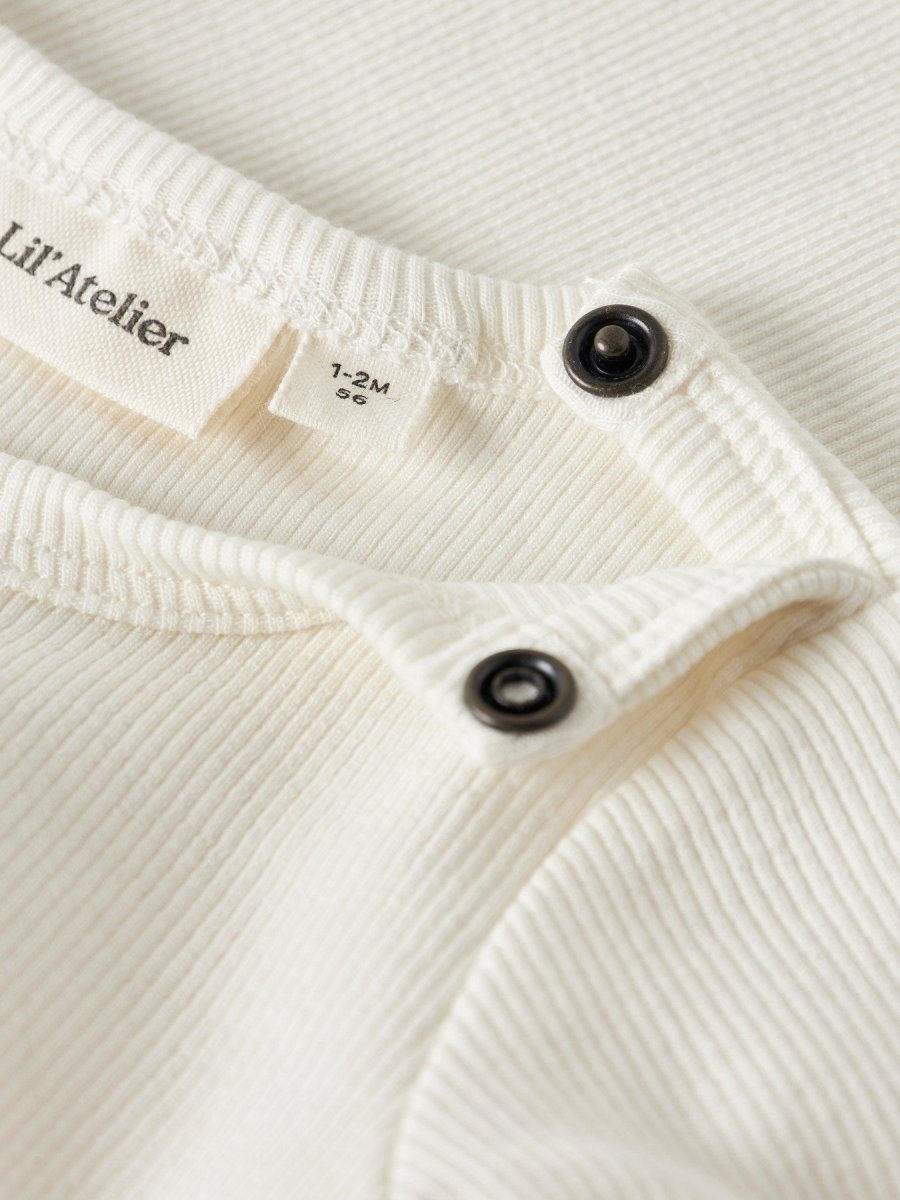 Lil' Atelier Baby TONTO LS SLIM BODY - Coconut Milk | Torgunns Barneklær AS