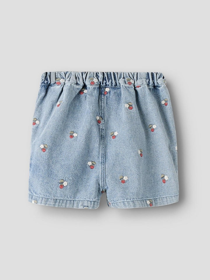 Lil Atelier Mini FUNDA LOOSE EMB shorts - Medium Blue Denim | Torgunns Barneklær AS