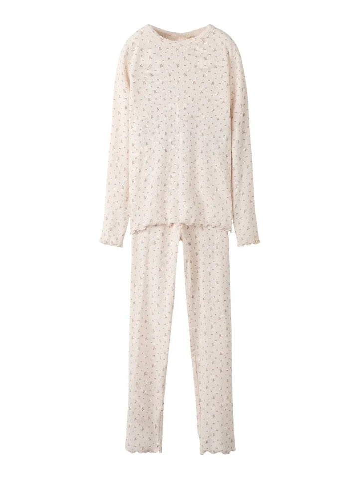 Myke barnepyjamas med blomstermønster, perfekt for bekvem søvn og daglig bruk for barn 0-8 år