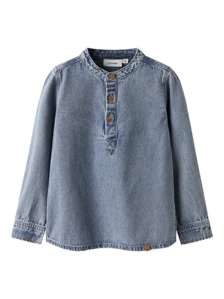 Blå jeansskjorte for barn med knapper og rund hals, myk barneklær i ull og bærekraftig design