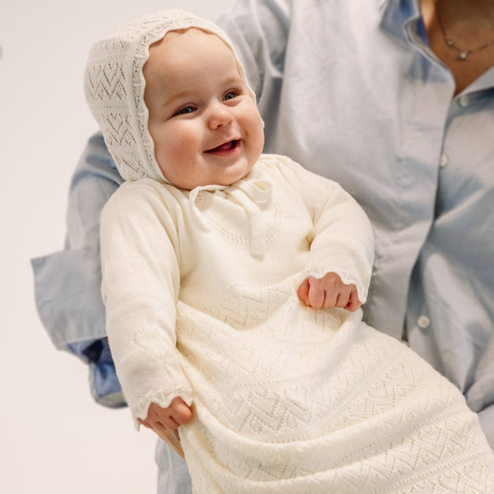 Lillelam | Dåpslue - Hvit | Torgunns Barneklær AS