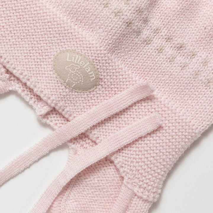 Lysrosa strikket babyhette med Lillelam-merke, myk ull for spedbarn
