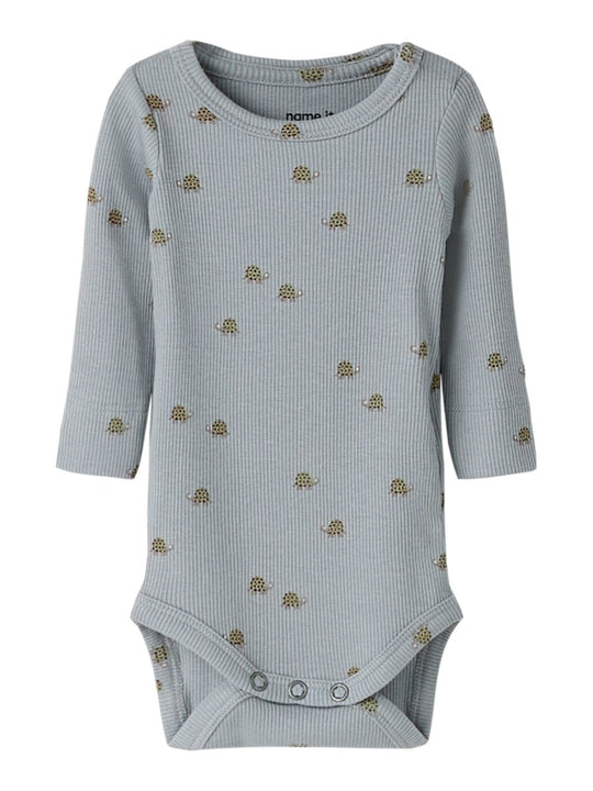 name it baby RASILAN BODY - Pearl Blue | Turtles | Torgunns Barneklær AS