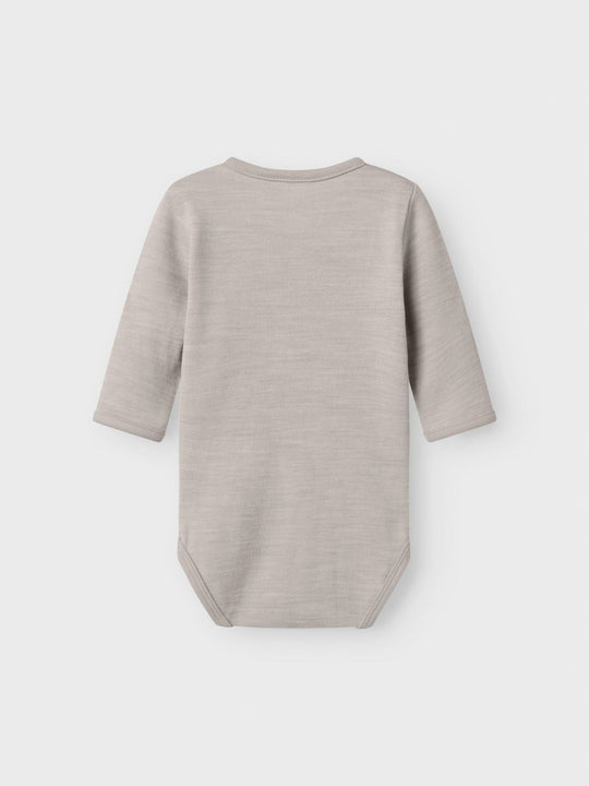name it baby ULL/BOMULL WUP LS BODY - Nacreous Cloud | Torgunns Barneklær AS