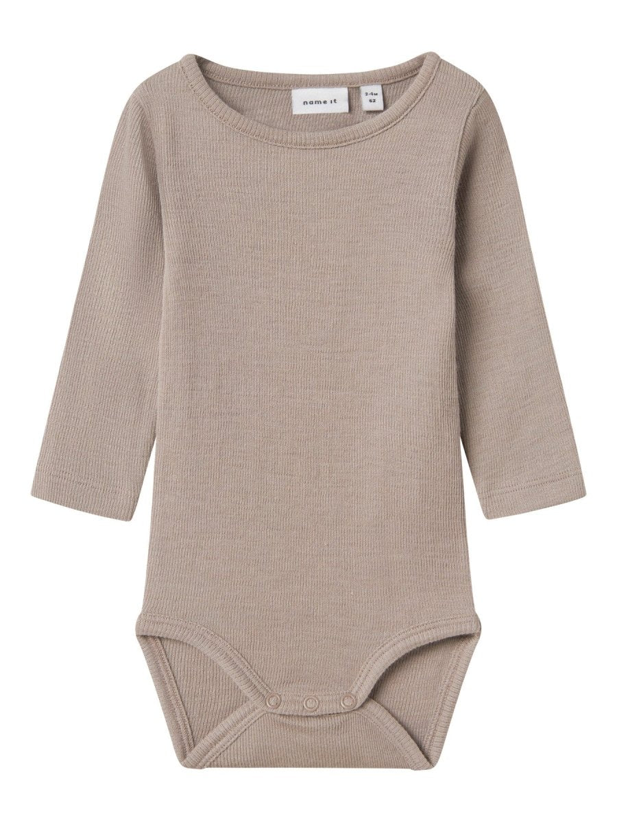 name it baby ULL/SILKE WOSSA RIB LS BODY - Satellite | Torgunns Barneklær AS