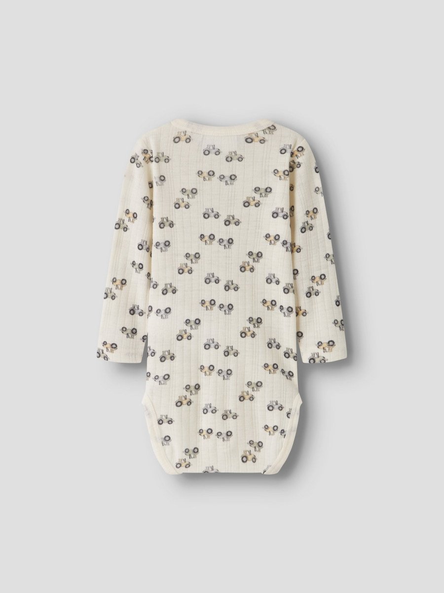 name it baby WANG ull body i merinoull – Coconut Milk | Traktor | Torgunns Barneklær AS