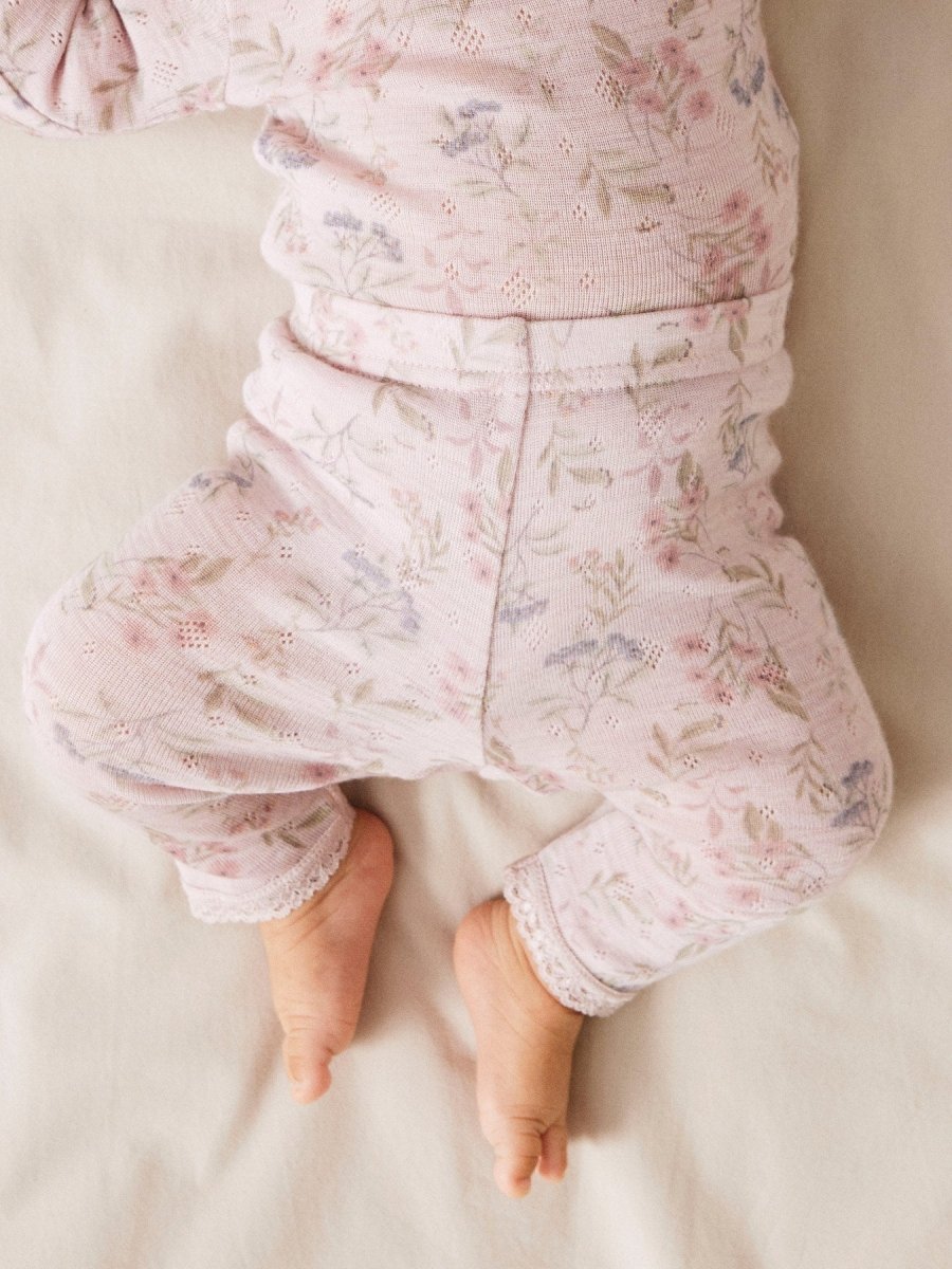 name it baby WANG WOOL Needle Leggings noos - Violet Ice | Flowers &amp; Leafs | Torgunns Barneklær AS