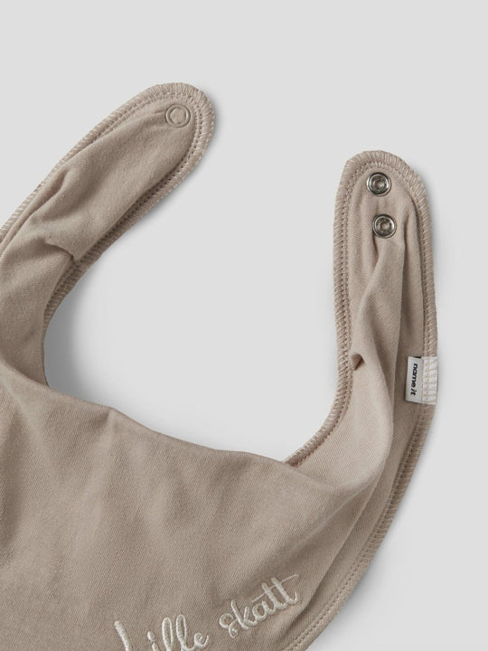 name it baby YATTE Smekke "Lille Skatt" - Island Fossil | Torgunns Barneklær AS