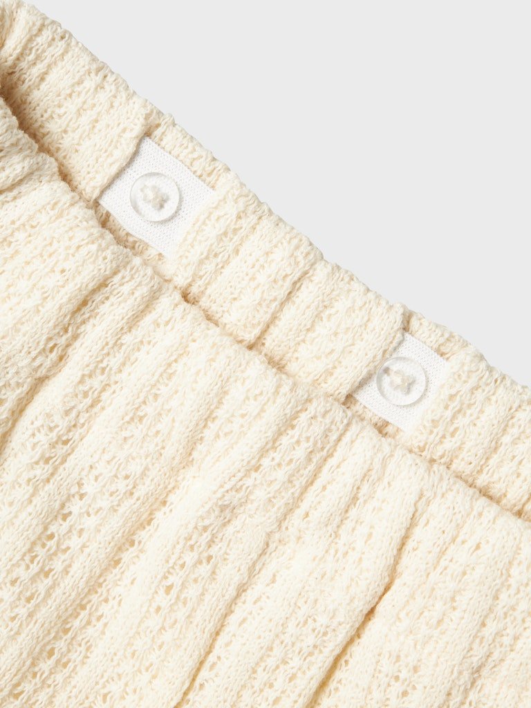 name it mini FEEL SHORTS - Summer Sand | Torgunns Barneklær AS