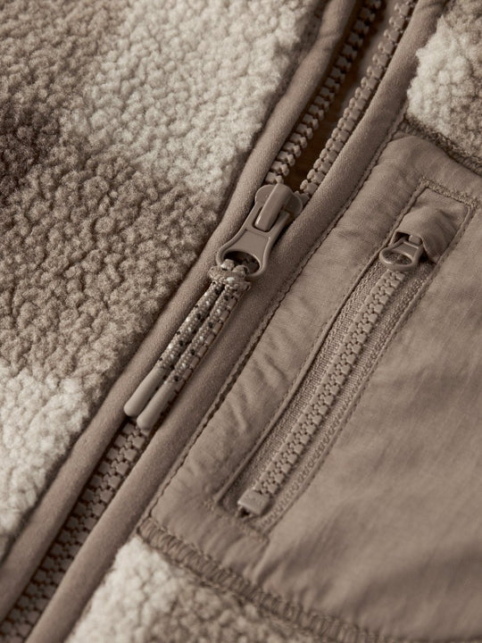 name it mini MONICO Sherpa jakke - Fossil | Torgunns Barneklær AS