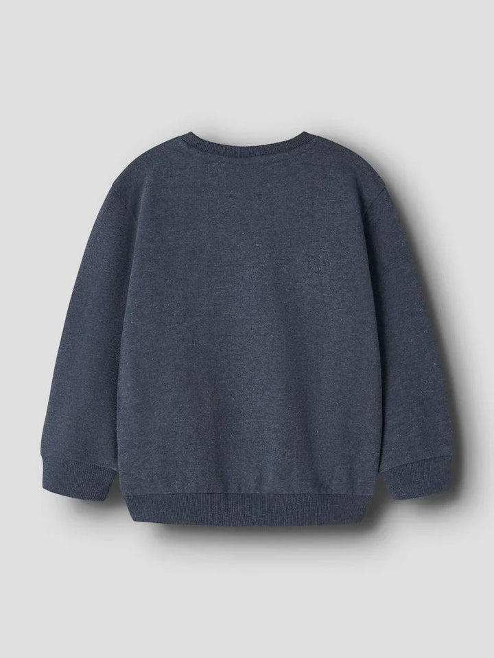 Mørkeblå barnesweater i myk ull, perfekt for små barn 0-8 år. Bærekraftig og behagelig barneklær.