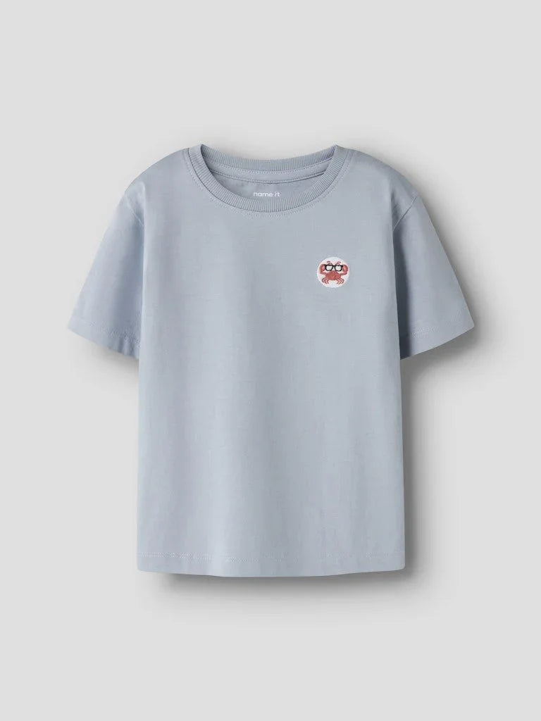 name it mini VIMPEL T - SHIRT - Blue Fog Crab | Embroidery | Torgunns Barneklær AS