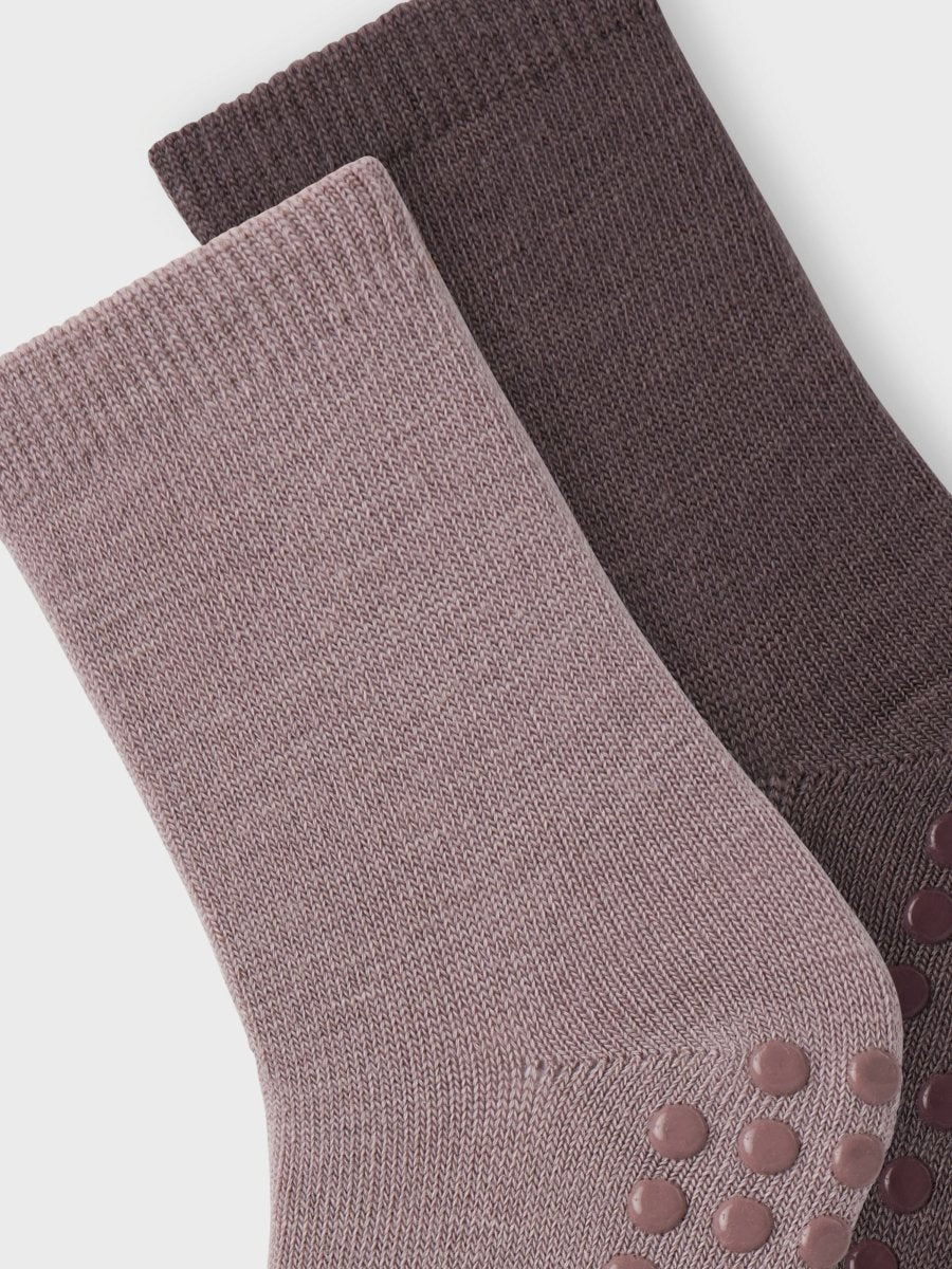 name it mini WAK WO/BL 2P SOCK W/NON SKID - Purple Dove 2P PURPLE DOVE + SPARROW | Torgunns Barneklær AS