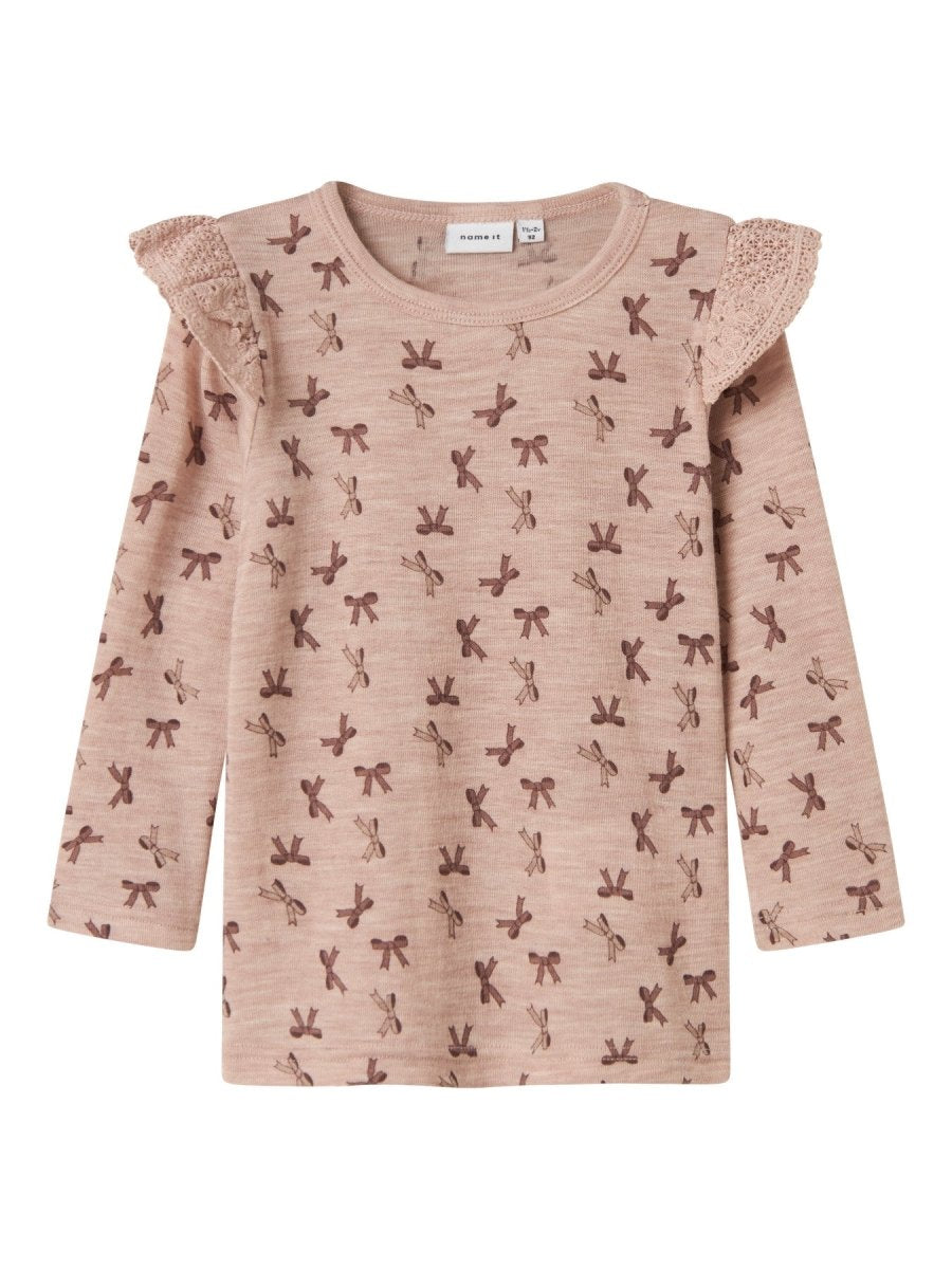 name it mini WANG WOOL RIB LS TOP AOP W/FLOUNCE - Shadow Gray | Bows | Torgunns Barneklær AS