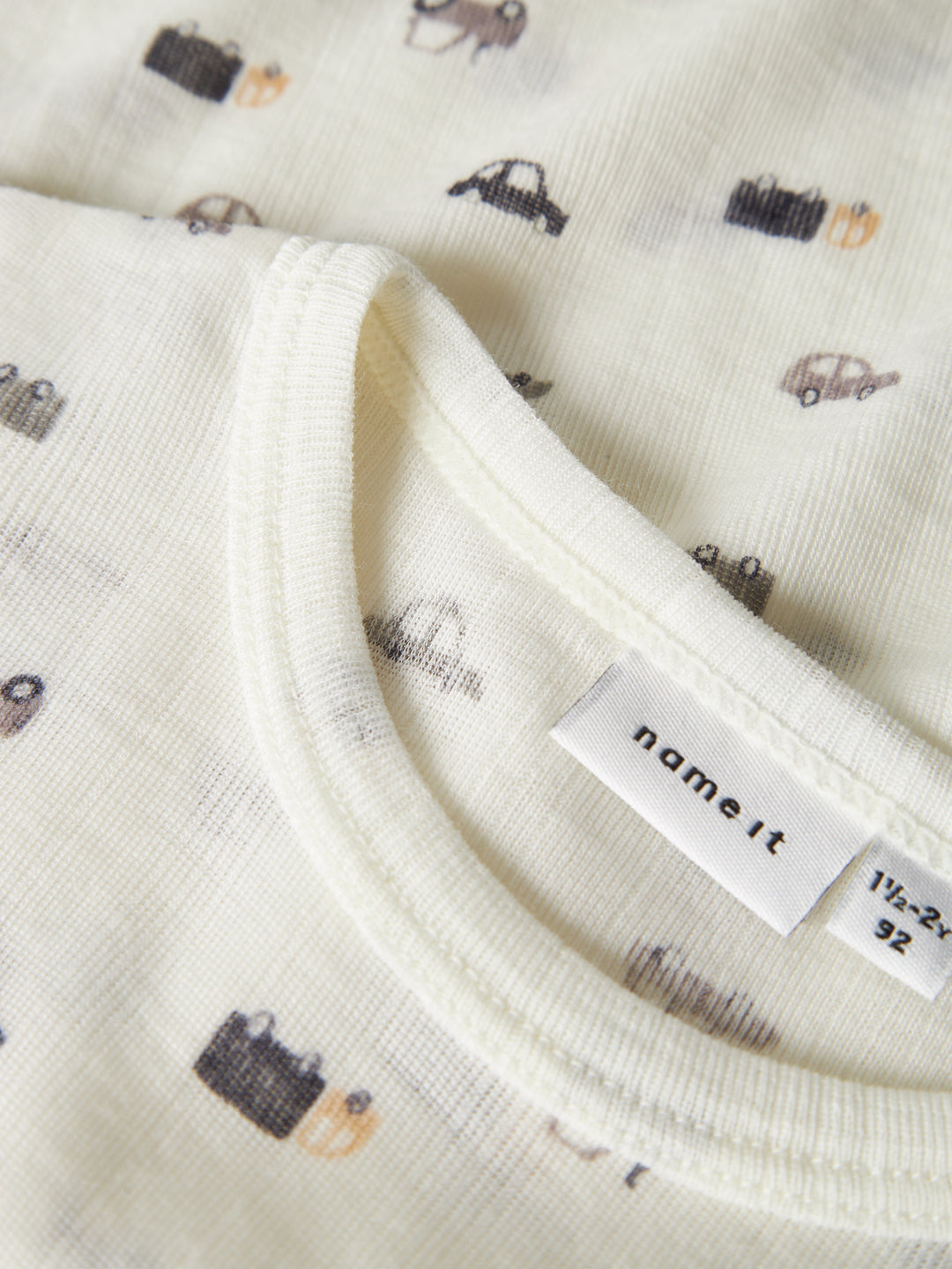 name it mini WANG WOOL NEEDLE LS TOP NOOS - Snow White | Small cars - Torgunns Barneklær AS