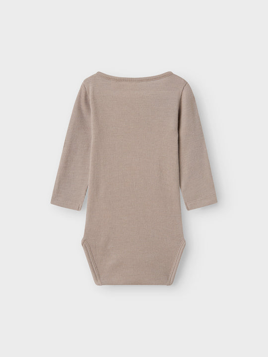 name it baby ULL/SILKE WOSSA RIB LS BODY - Satellite - Torgunns Barneklær AS