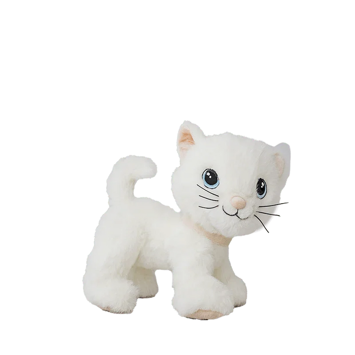 Myk hvit plys katt med blå øyne, perfekt som babygave eller barneleketøy