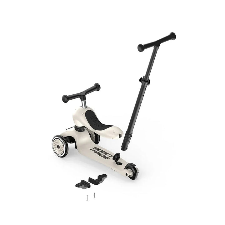 Hvit 3-i-1 barne-scooter med sete og håndtak, perfekt for små barn 1-3 år
