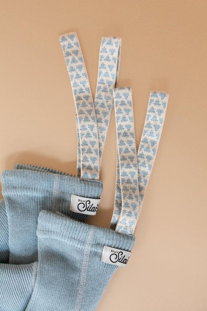 Silly Silas® | Classic strømpebukse med seler – Misty Blue Patterned | Torgunns Barneklær AS
