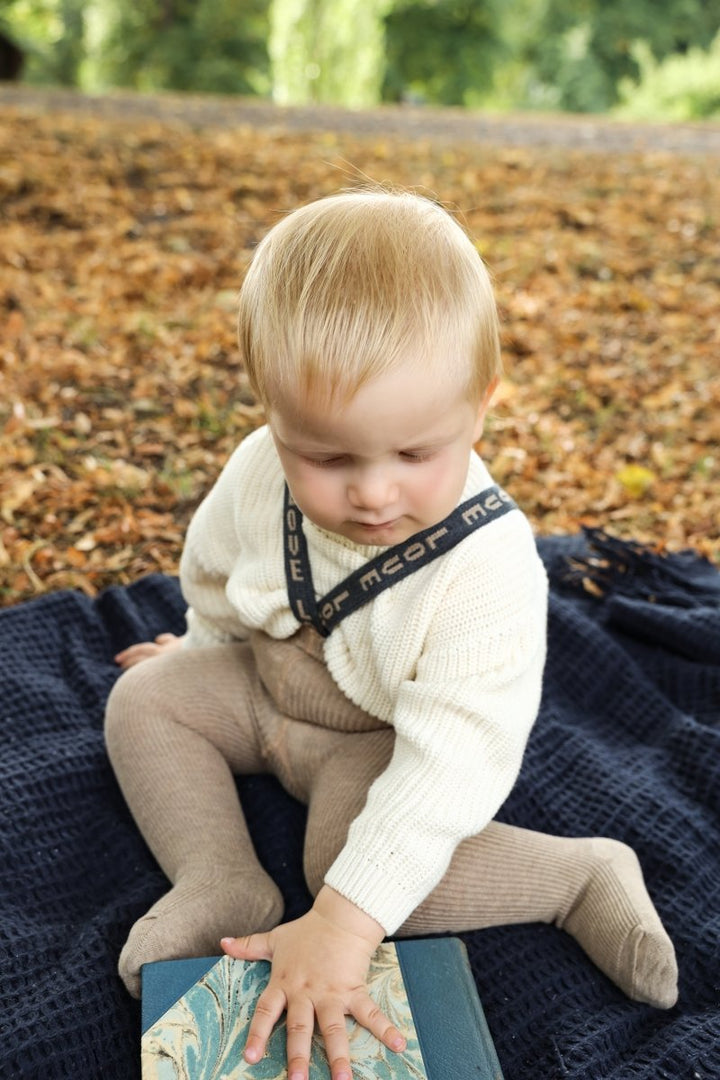 Silly Silas® | Classic strømpebukse med seler – Peanut Blend Patterned | Torgunns Barneklær AS
