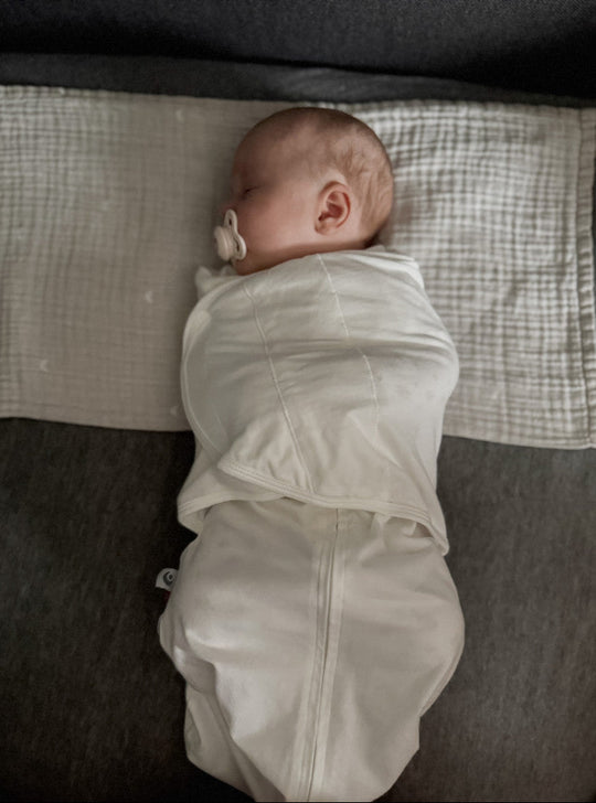 Easygrow | Swaddle Svøpepose - Blomsterprint Offwhite