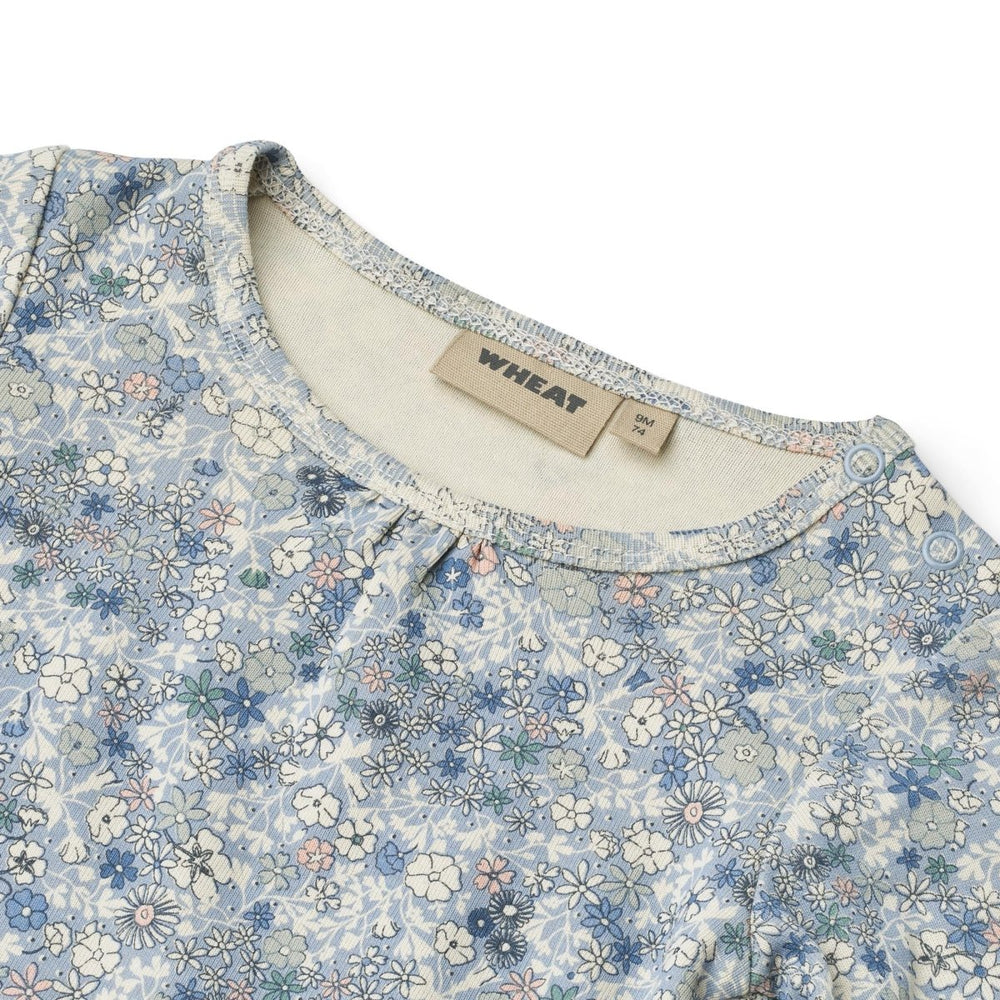 Wheat Main Body LS Elmine - Blue summer flowers | Torgunns Barneklær AS