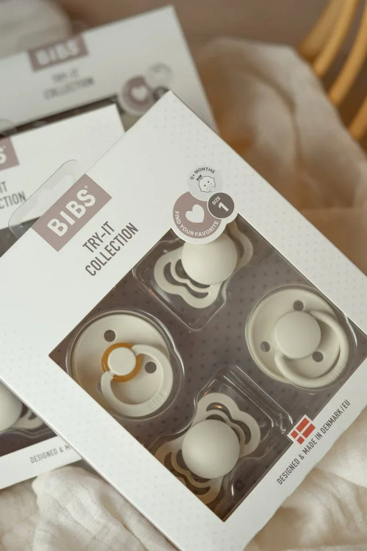 BIBS Try-It Collection babysover i hvit og beige, størrelse 1, 0+ måneder, designet i Danmark