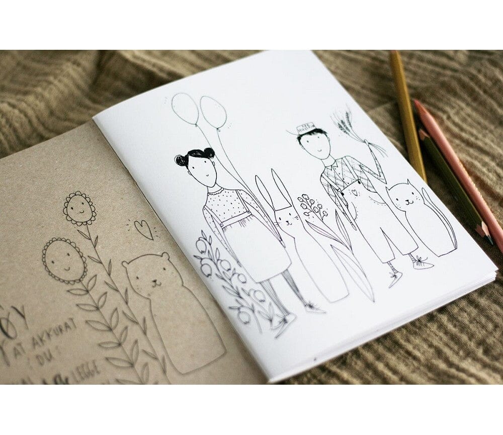 En liten fargeleggingsbok, A5 - Kristine Risan | Torgunns Barneklær AS